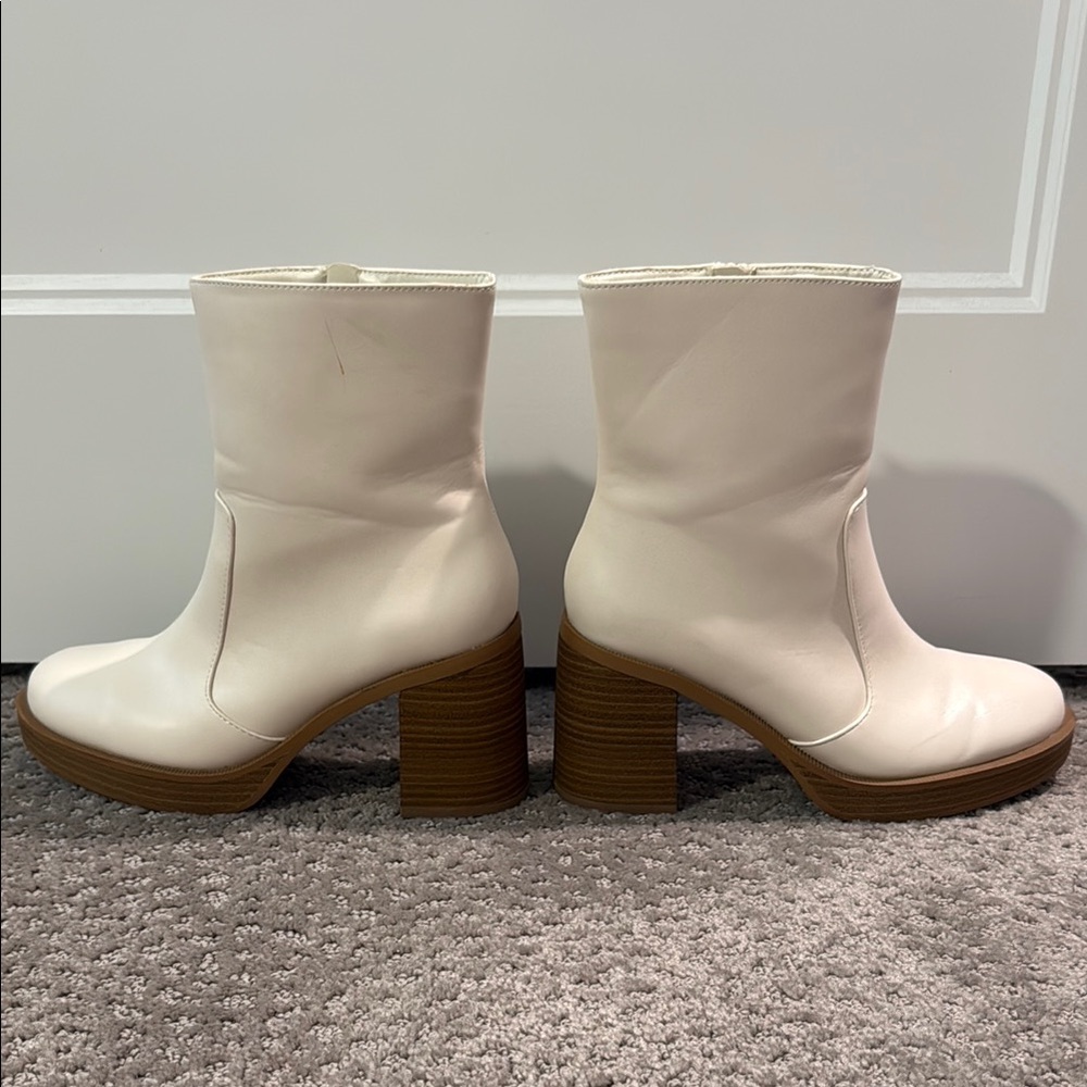 Elegant White Ankle Boots